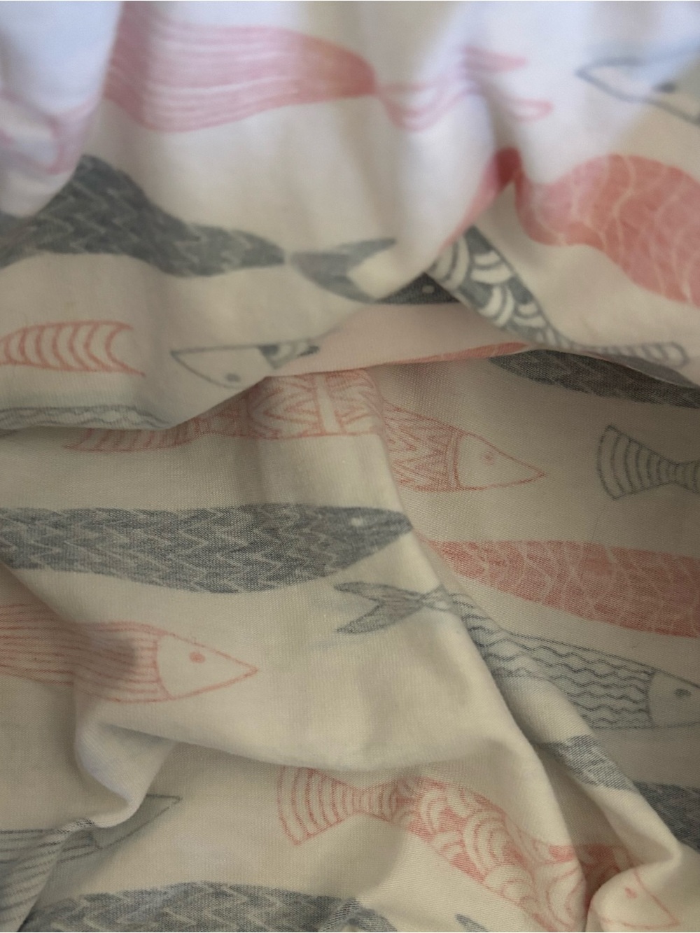 Stitchy Fish Sleeveless Baby Romper with Red, Navy & Light Blue Fish Print 18M - Picture 4 of 5